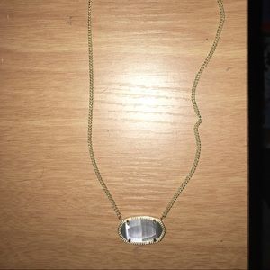 Kendra Scott knecklace